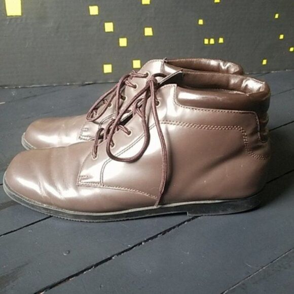 Danelle Brown Shoes  - Picture 2 of 8